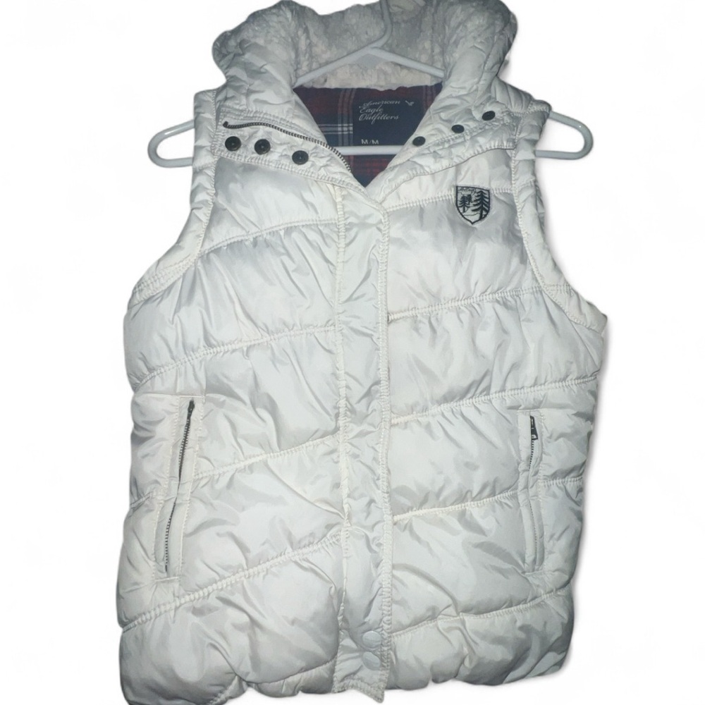 American Eagle Outfitters Quilted White Vest
